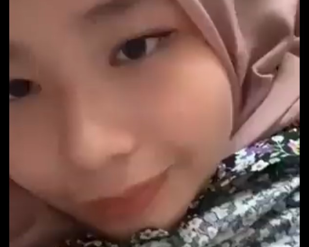 Ukhti Pamer Susu Gede Untuk Pacar